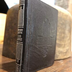 LOS JEFES. Con una bibliografía de "los jefes". Crisolín 37.