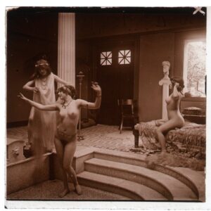 Desnudo artístico estereoscópico en cristal. Fotografía estereoscópica. Jules Richard. The Atrium.