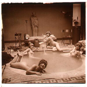 Desnudo artístico estereoscópico en cristal. Fotografía estereoscópica. Jules Richard. The Atrium.
