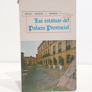 Las estatuas del Palacio Provincial.